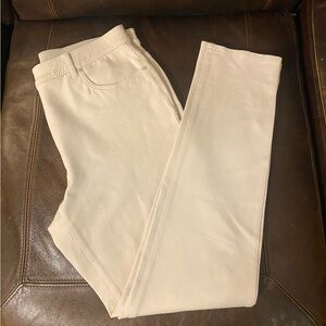 Chico's Light Cream So Slimming Pants